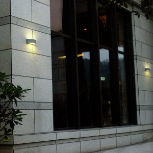 LEDRA LESA fali lámpa ezüstszürke 230V LED E27 26W IP54